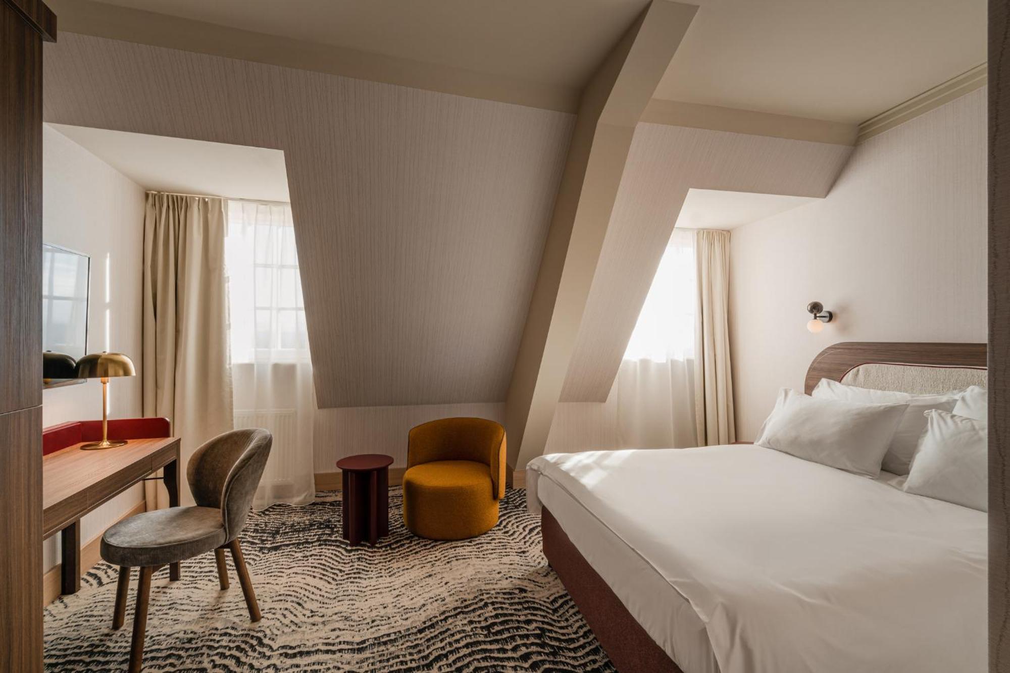Hotell Forest 4*